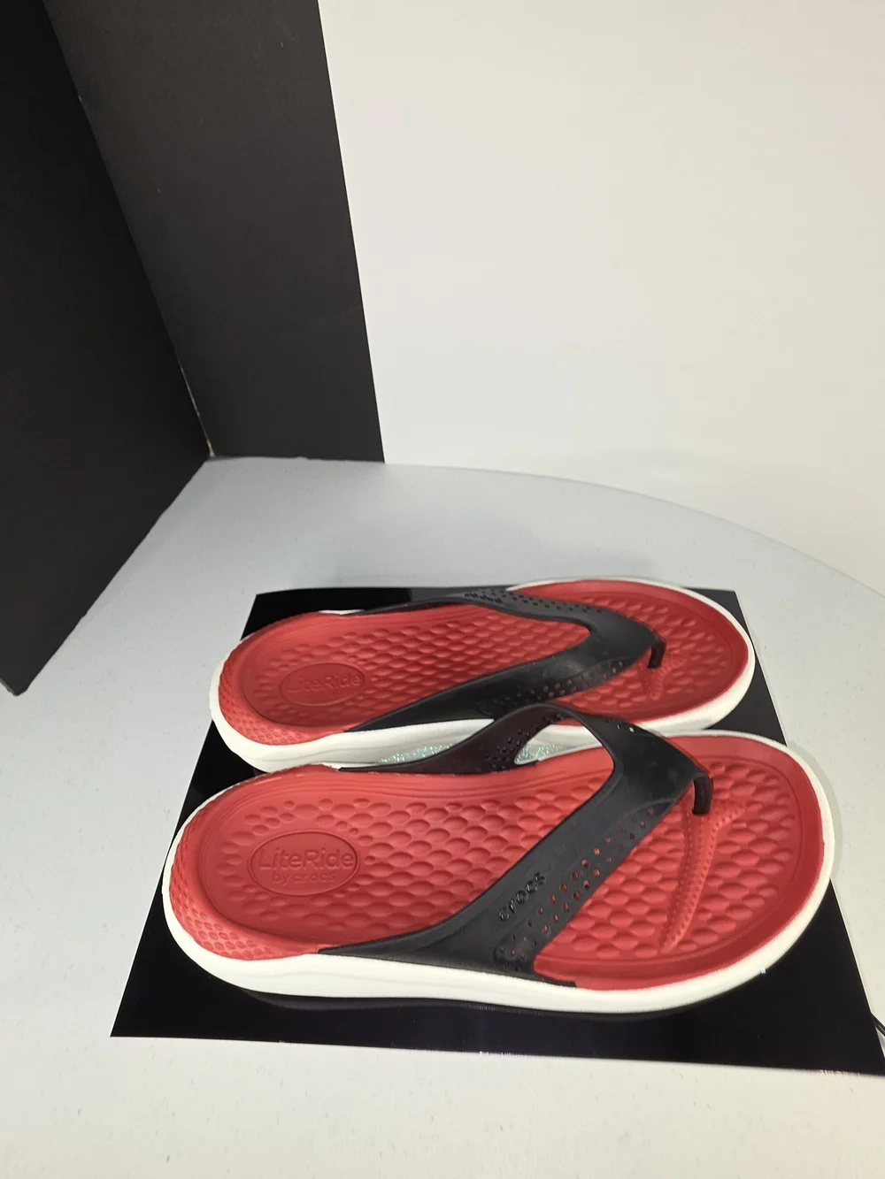 CROCS Men's LiteRide Flip Sandal Navy Black Red & White Sz 12